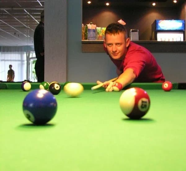 Klub bilardowy Black 8 w Katowicach - atrakcje, opinie i rezerwacje Klub bilardowy Black 8 w Katowicach - atrakcje, opinie i rezerwacje