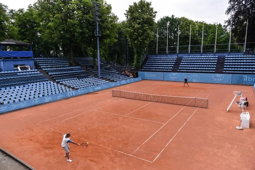 Klub tenisowy Arka w Gdyni – najlepsze treningi i wydarzenia sportowe Klub tenisowy Arka w Gdyni – najlepsze treningi i wydarzenia sportowe