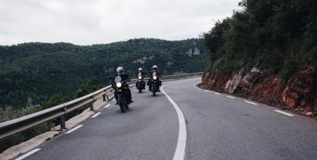 Niezapomniana trasa motocyklowa Kaszuby - odkryj ukryte skarby Niezapomniana trasa motocyklowa Kaszuby - odkryj ukryte skarby