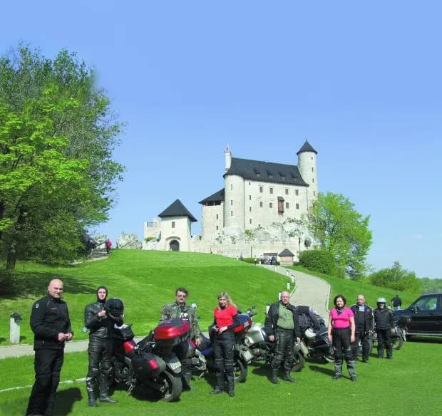 Trasy motocyklowe Jura Krakowsko-Częstochowska – odkryj ukryte skarby Trasy motocyklowe Jura Krakowsko-Częstochowska – odkryj ukryte skarby